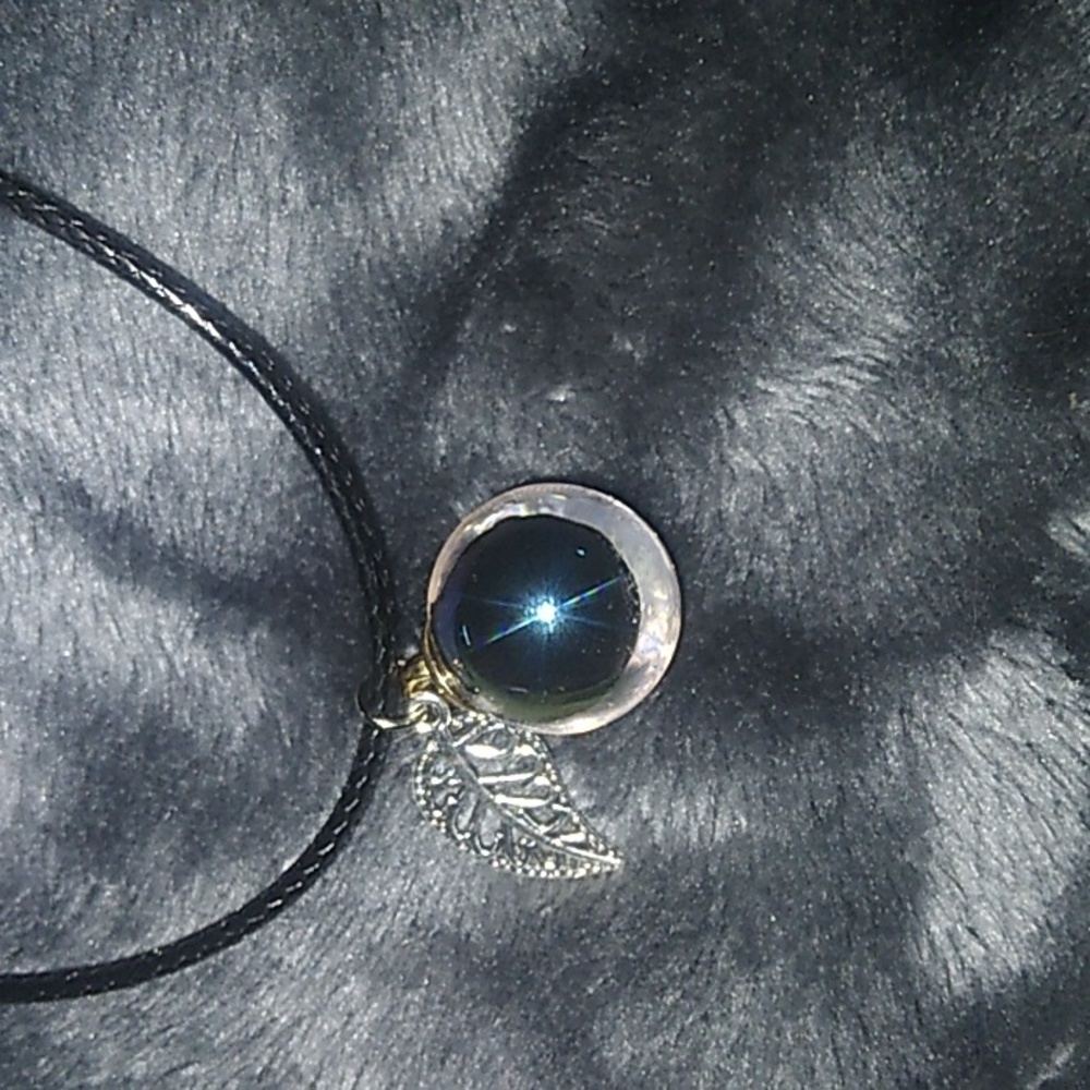 Necklace - Picture 2 of 3